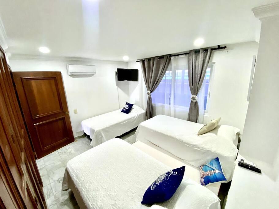 Exclusivos Apartamentos Con Playa Privada San Andres  Bilik gambar